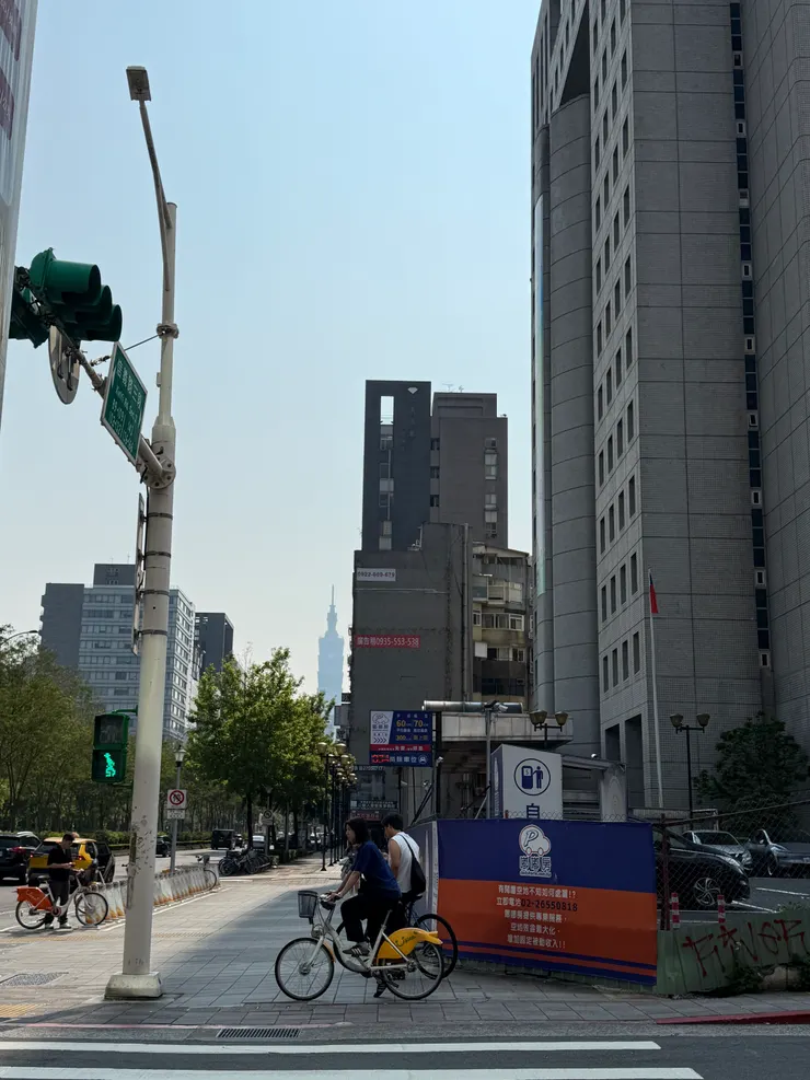 2026/04/13 銀行附近看看