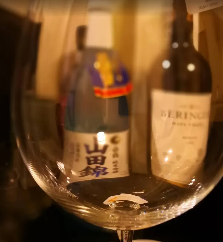 心理學的微醺解碼:為什麼你需要那一點「模糊美」?