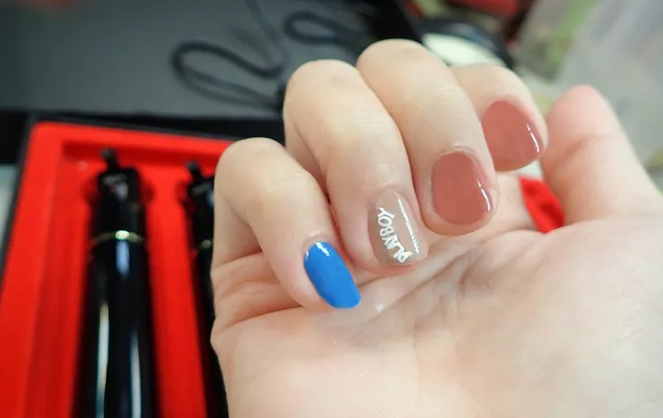 光療DIY│智繪美 O′2nails iN5+│5支變化出145色，APP智能選色大玩DIY光療