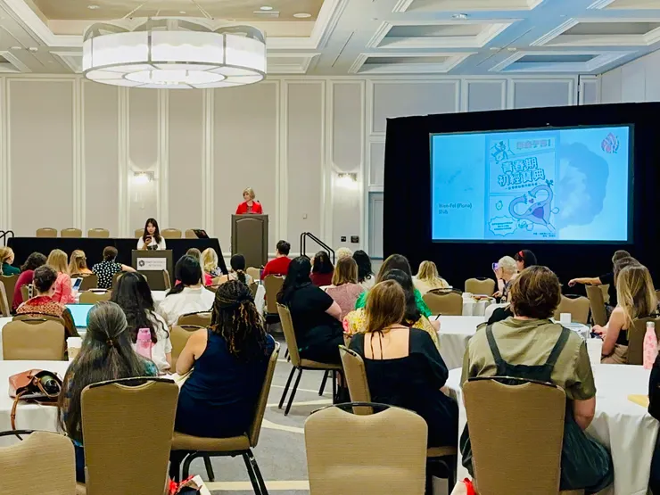 谷慕慕團隊參與國際研討會，分享台灣的月經豐盛文化。（圖片來源：谷慕慕 Facebook）