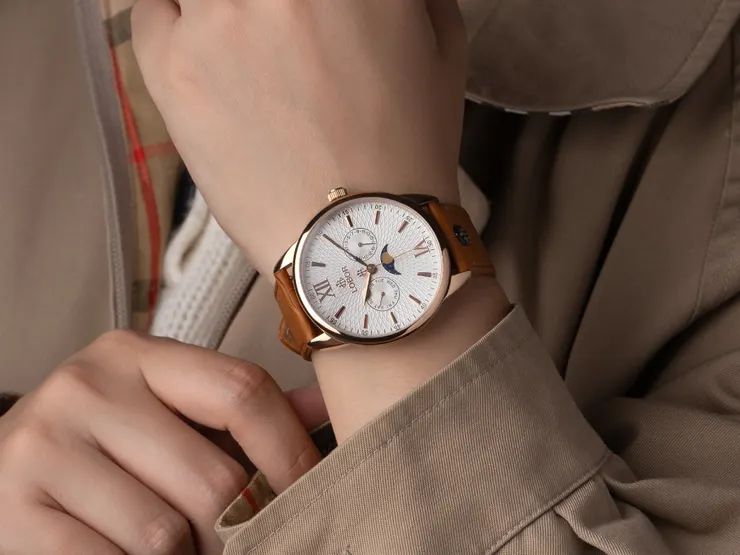 手錶：PERIHELION BROWN 33MM 