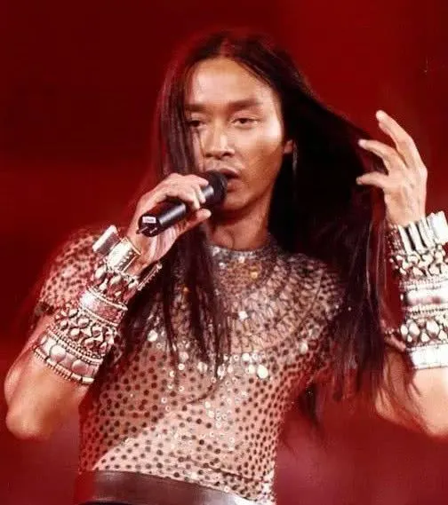 張國榮2000年「熱.情演唱會」