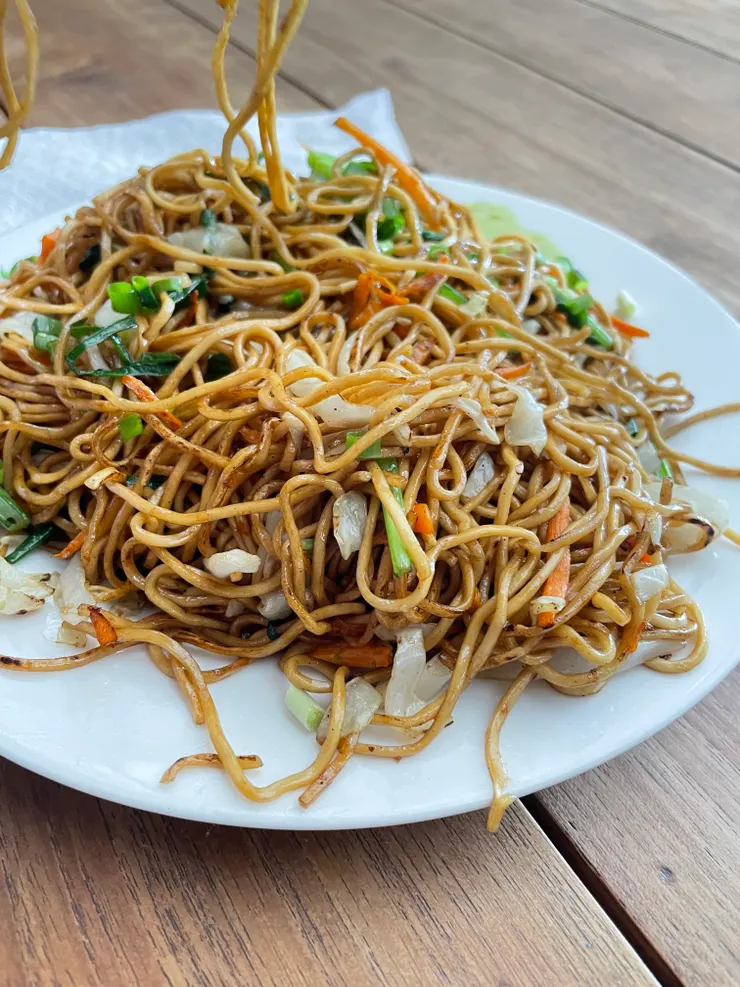 模里西斯購物中心的美食街炒麵