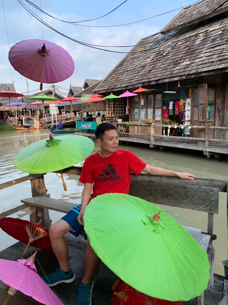 雖然商業感重，但到處逛逛、拍照還是蠻有趣的