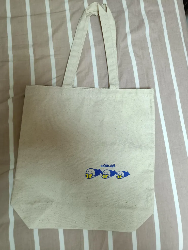 2022年12月在巢鴨商店街買的，才300円