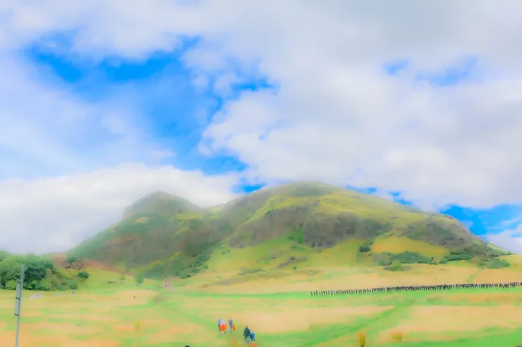 像一頭雄獅的亞瑟王座一景