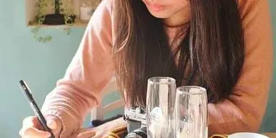 珥東圓子的方格子