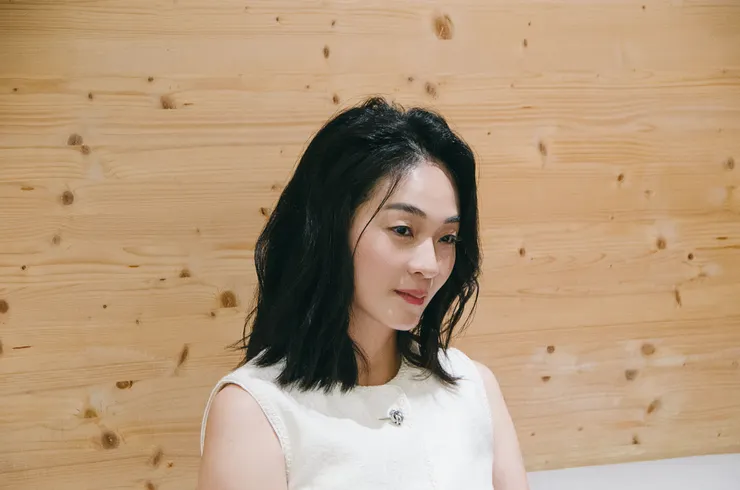 《人生海海》導演廖克發 ╳ 演員陳雪甄專訪。/攝影:ioauue