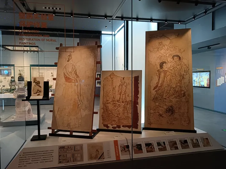 圖7 壁畫揭取、保護材料、支撐體的詳細介紹/攝影©XIAN-YI 2023