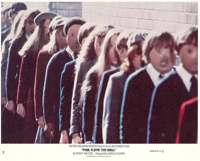 網上圖片，電影《迷牆》，大家明咩意思～