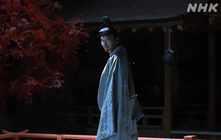 月下翩翩佳公子