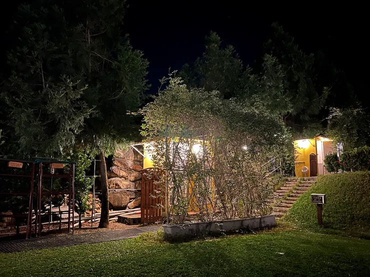 簡易廁所也是很乾淨