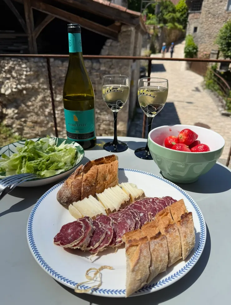 我懷念這樣吃午餐的時刻