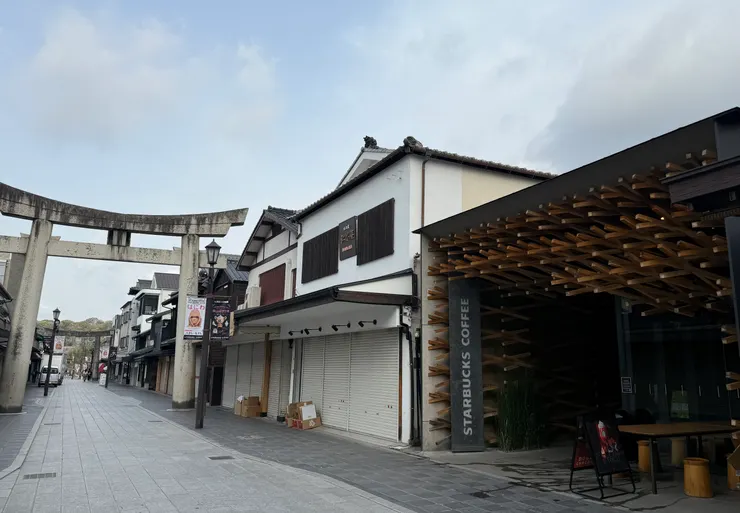 空蕩蕩的太宰府商店街,很好拍