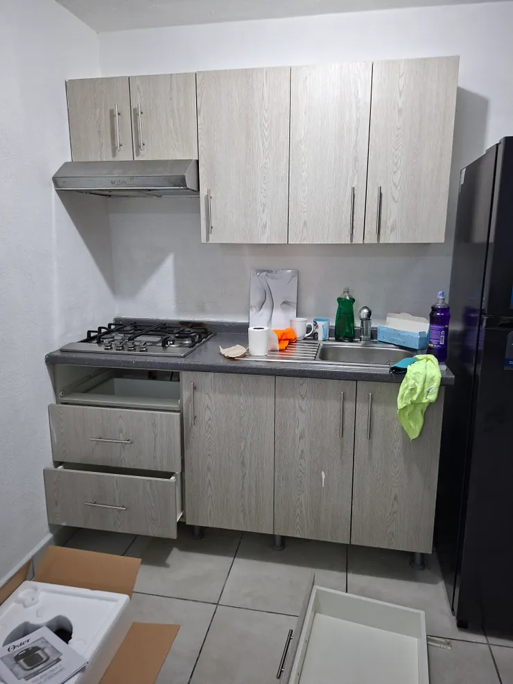 還在整理中的小廚房