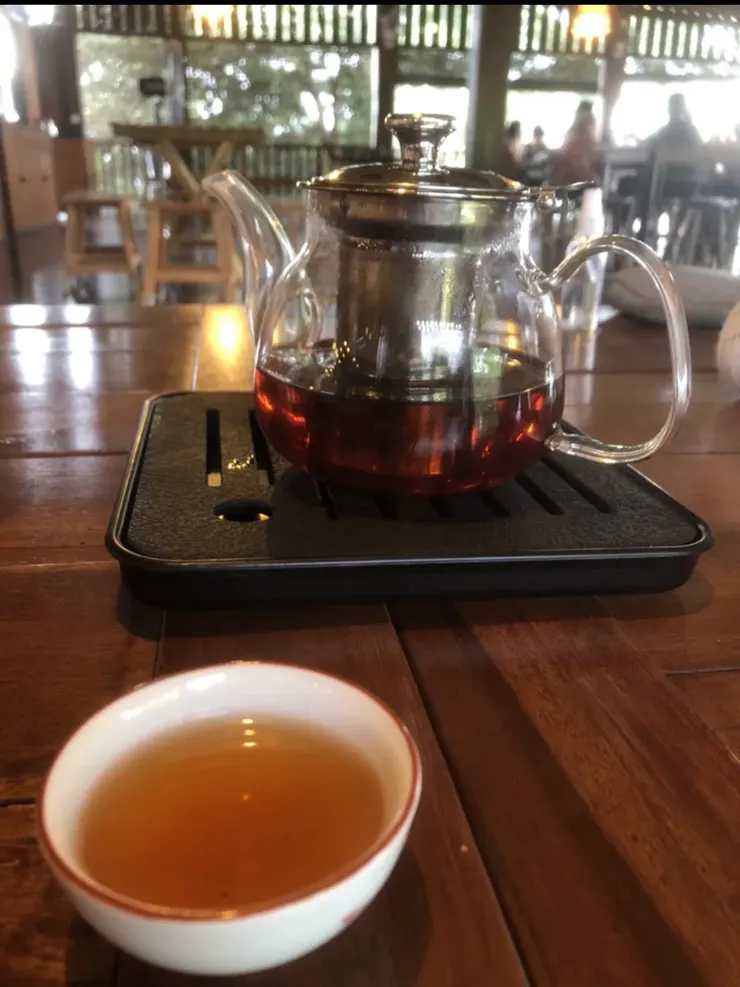 茶涼了，我再為你續上