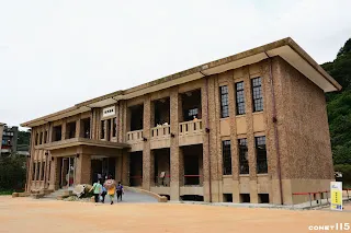 外觀方正平實的的基隆要塞司令部呈現經典的昭和初期風格