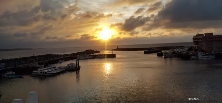 情人橋上看夕陽