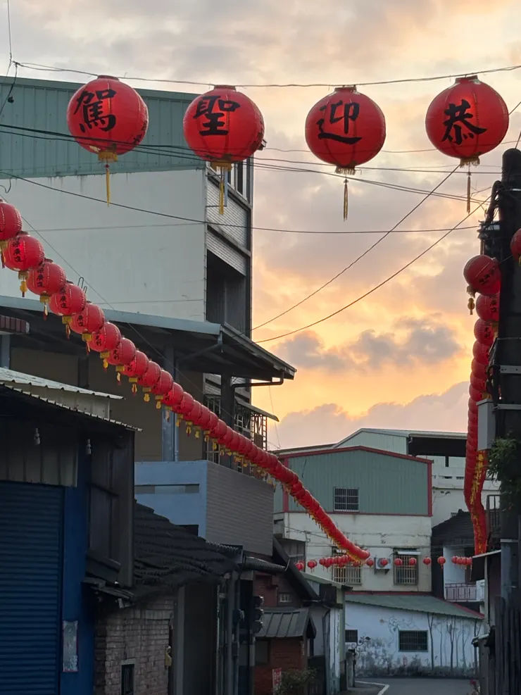 白沙屯媽祖進香之旅｜夕陽與燈籠