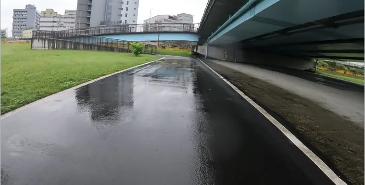 跨過的是三峽河，過了才能往鶯歌、大溪前進。