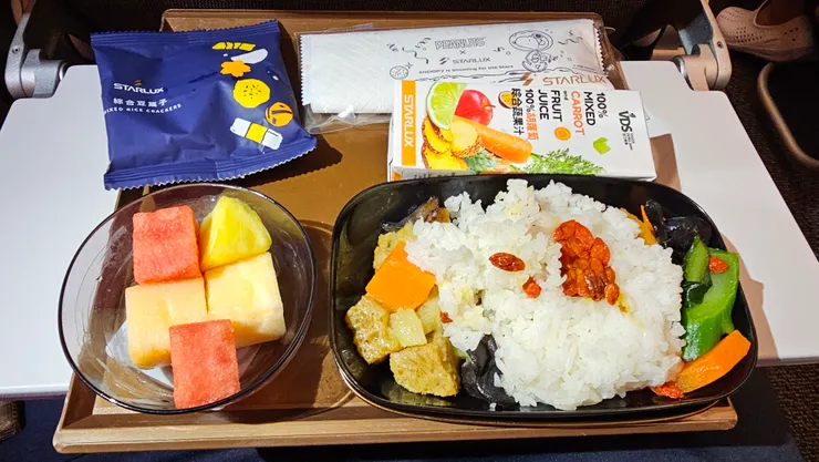 這是有開閱讀燈拍照的版本!