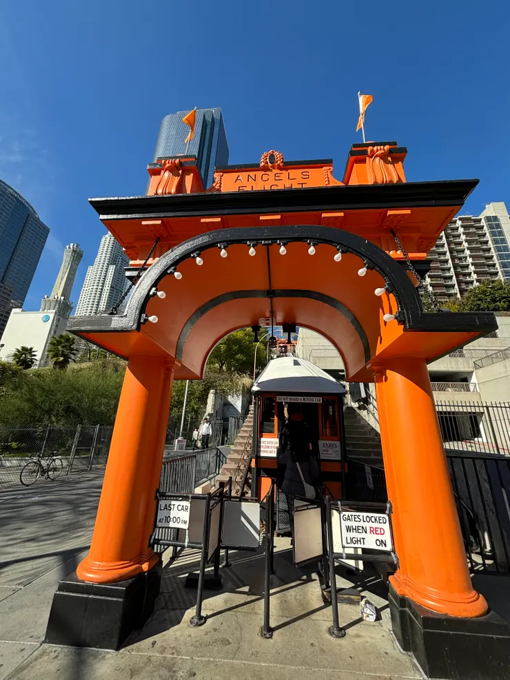 洛杉磯天使鐵路。