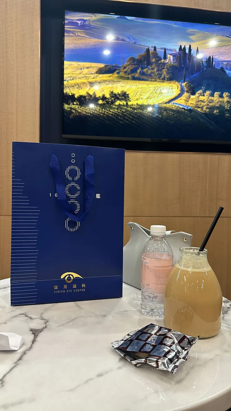 喝奶茶吃零食的漫長等候～～