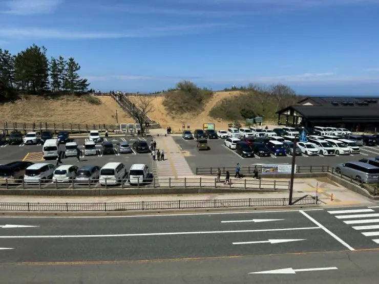 從咖啡廳三樓往鳥取沙丘看