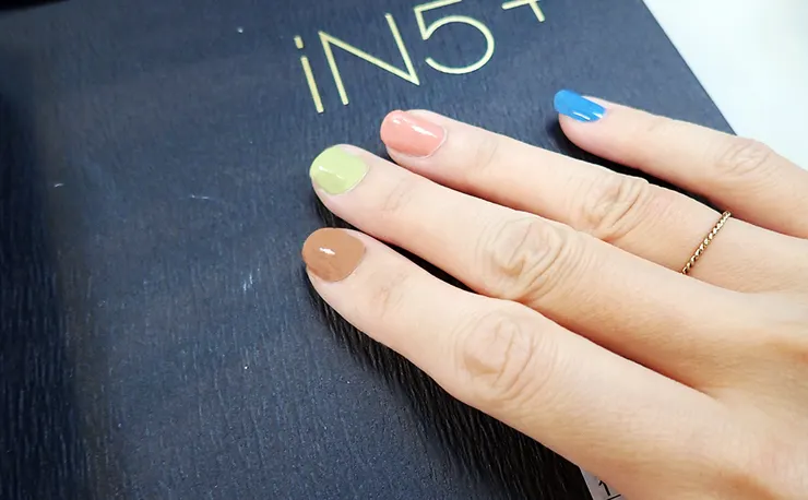 光療DIY│智繪美 O′2nails iN5+│5支變化出145色，APP智能選色大玩DIY光療