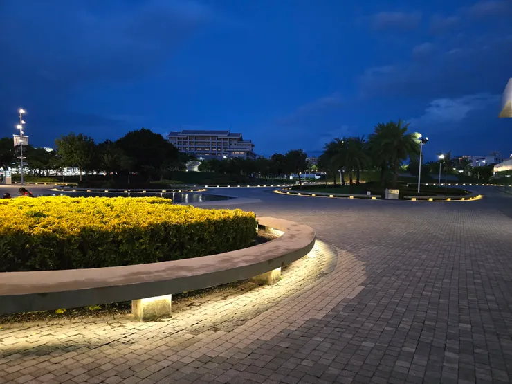 補一張公園最外圍的照片