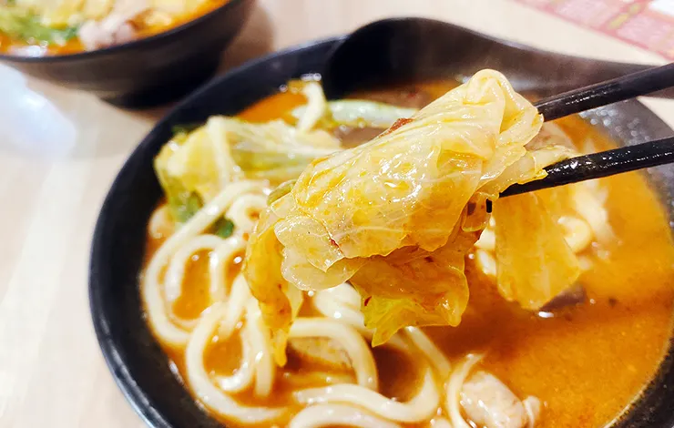 新莊美食推薦2025│四維夜市小吃【辣媽】麻辣/紅燒鴨血臭豆腐（麻辣燙）