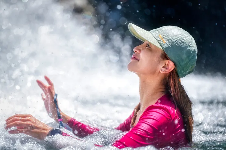 戴上帽子水花進不了眼睛,玩得更盡興哦~
