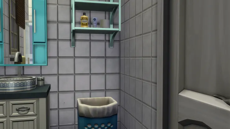 本來想過洗衣機放這裏，但總覺得機器放在水喉旁很不安全。(但我家正正是這樣...)