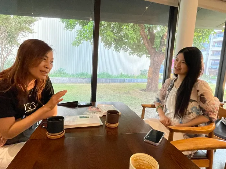 引人入勝的對談，時光飛逝，這是我想做深度訪談的原因，一些平常不會談到的人生課題，不會有人主動提及但卻至關重要