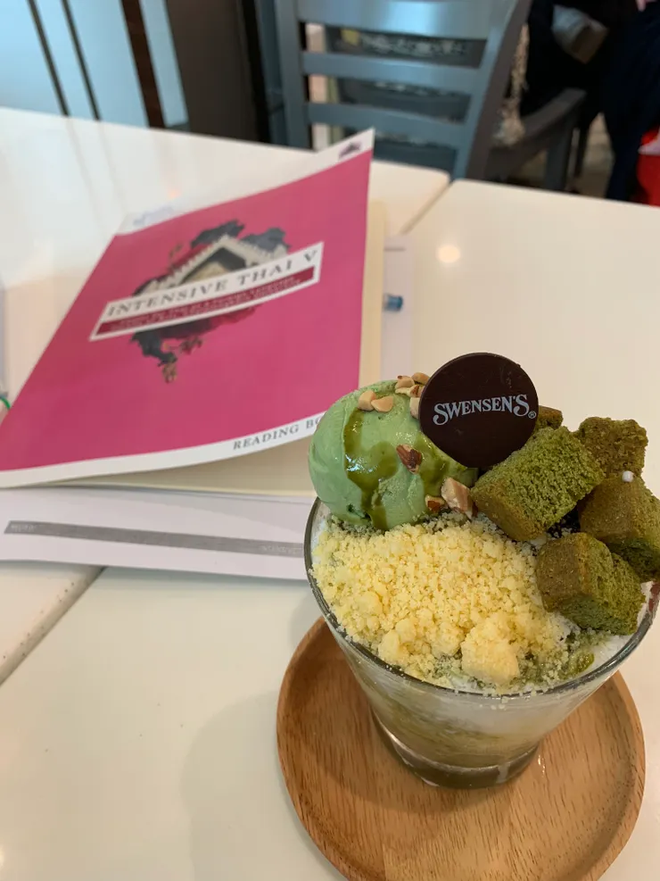 朱拉泰語課程太燒腦，我的大腦很常需要甜點的救贖