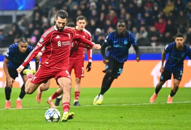 蘇保詩禮射入十二碼球助利物浦險勝1:0