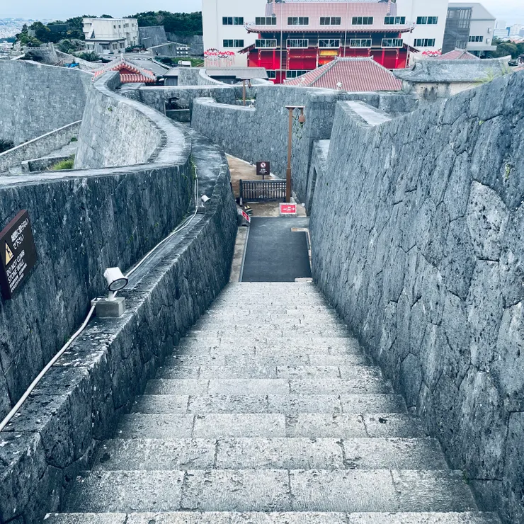 首里城的石疊道與城牆