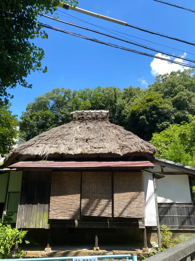 不知道有沒有人住在裡面?XD