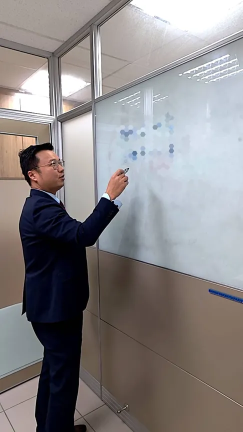 王律師會議中說明