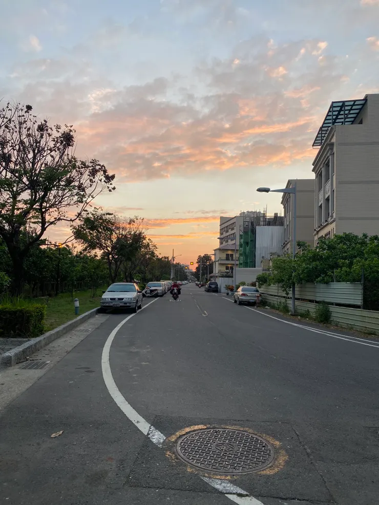 粉粉橘橘紫紫的雲彩☁️💜🧡💖