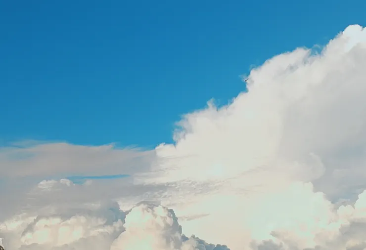 天空很藍，心情剛好