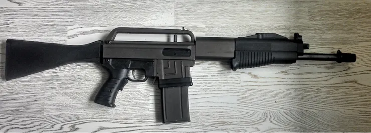 SPAS-15戰鬥霰彈槍