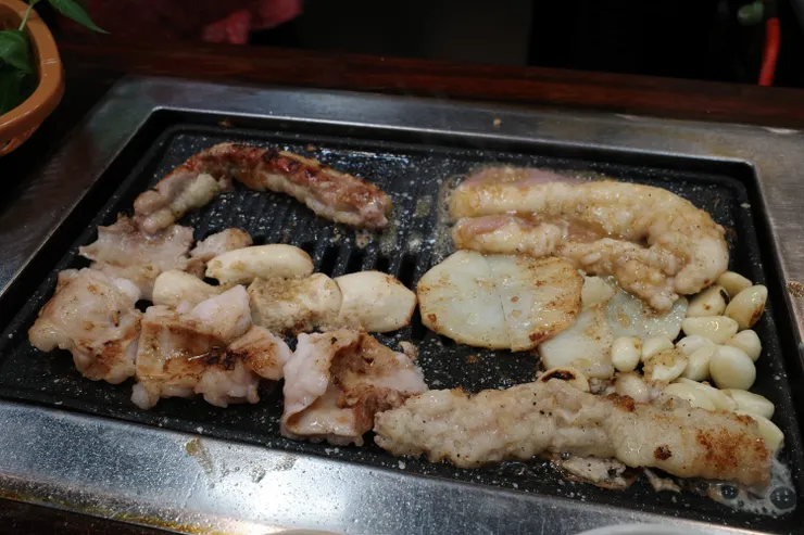 肥滋滋烤腸趴萬