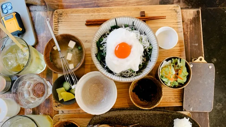 旅伴的吻仔魚定食，這就是成功的蛋雲！