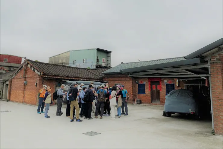 外觀樸實的三合院古厝「善德居」