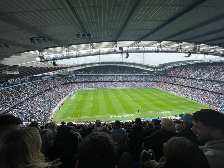 於阿提哈德球場觀看英超賽季     圖/觀點前線