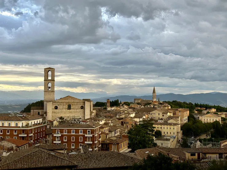 瞭望佩魯賈市中心