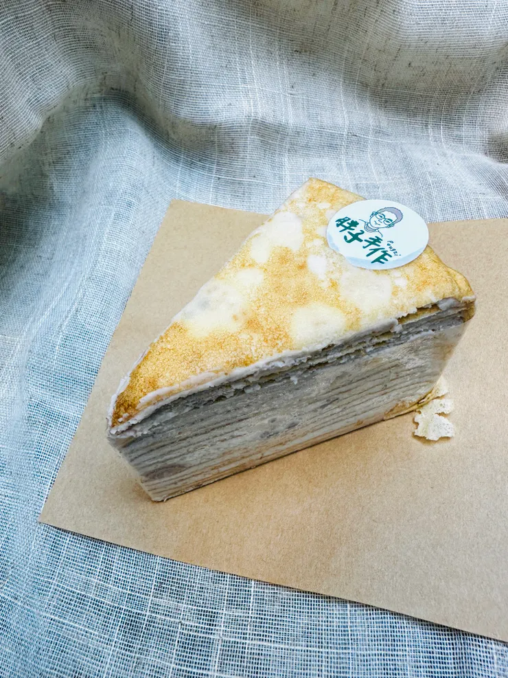 🌫️老客人最愛顆粒芋頭千層$170
