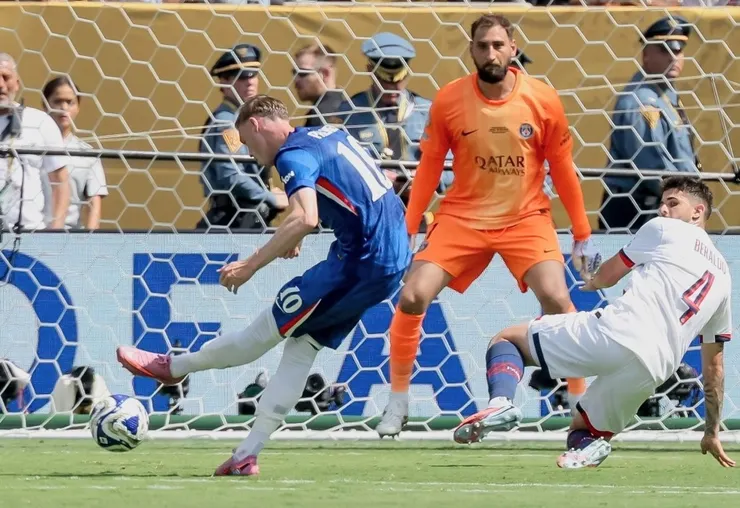 高爾龐馬梅開二度助車路士領先2:0