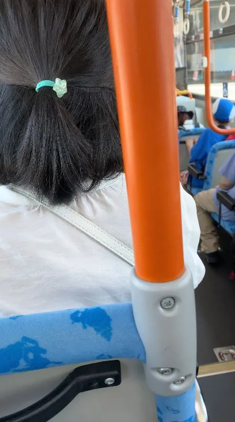 接駁公車上也有哆啦A夢